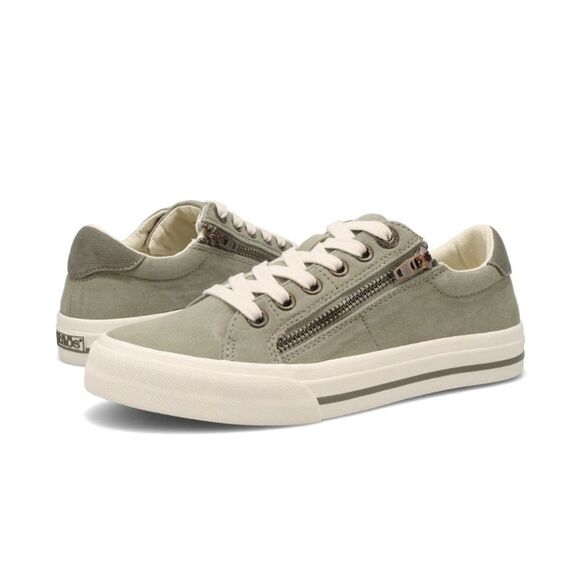 NEW TAOS Z Soul Canvas Sneakers in Sage/Olive Size 9.5 - Picture 1 of 10